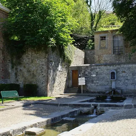 Gite La Petite Ourse - Gite De Charme Citadin Andenne Exterior photo